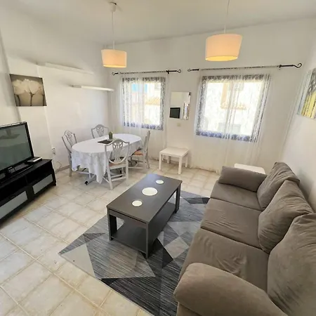 Apartman Halcones Bravo's House