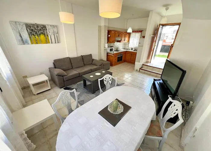 Apartamento Halcones Bravo's House